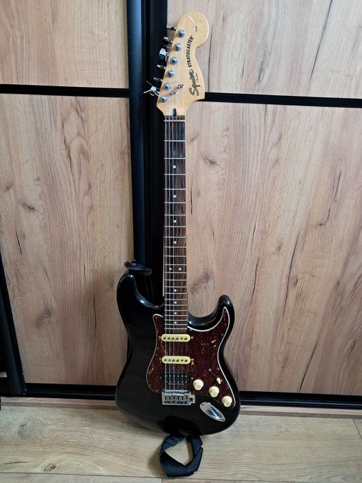 Sprzedam gitarę elektryczną