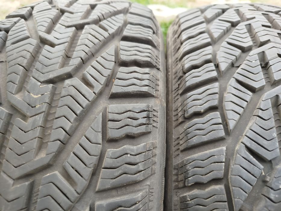 Opony zimowe Kormoran 195x65x15 bardzo ładne
