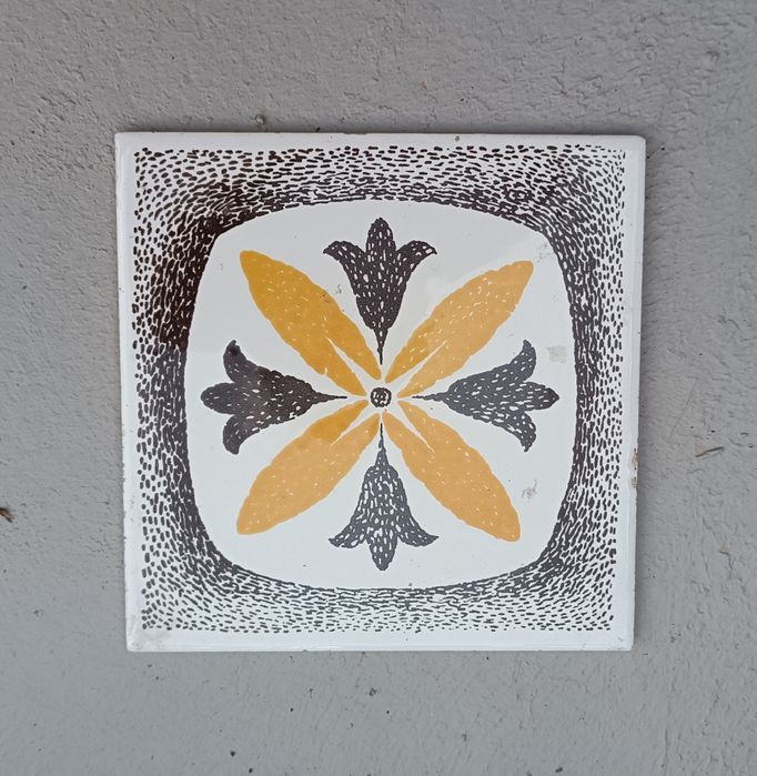 Azulejos LUFAPO COIMBRA
15×15 conforme foto