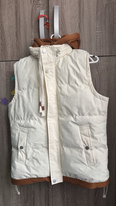 Жилетка жін. розмір S (новий)