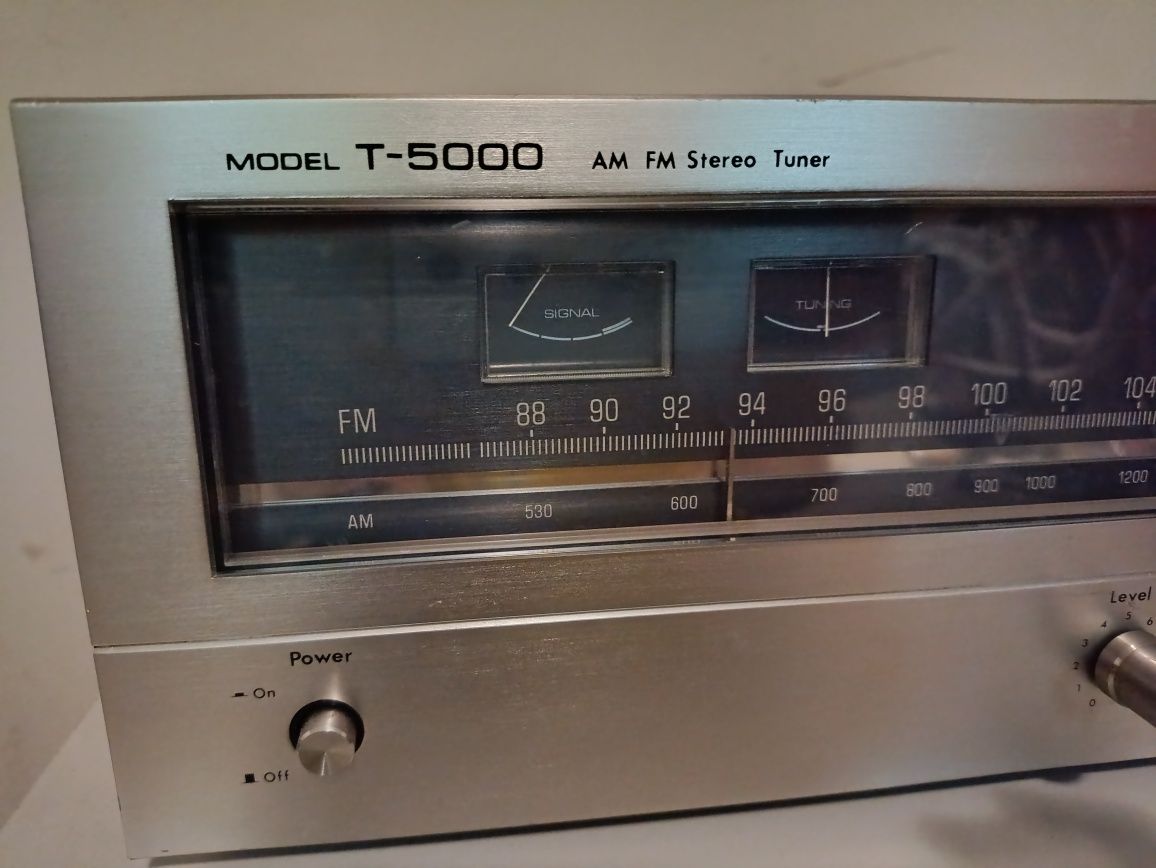 Tuner Onkyo T-5000