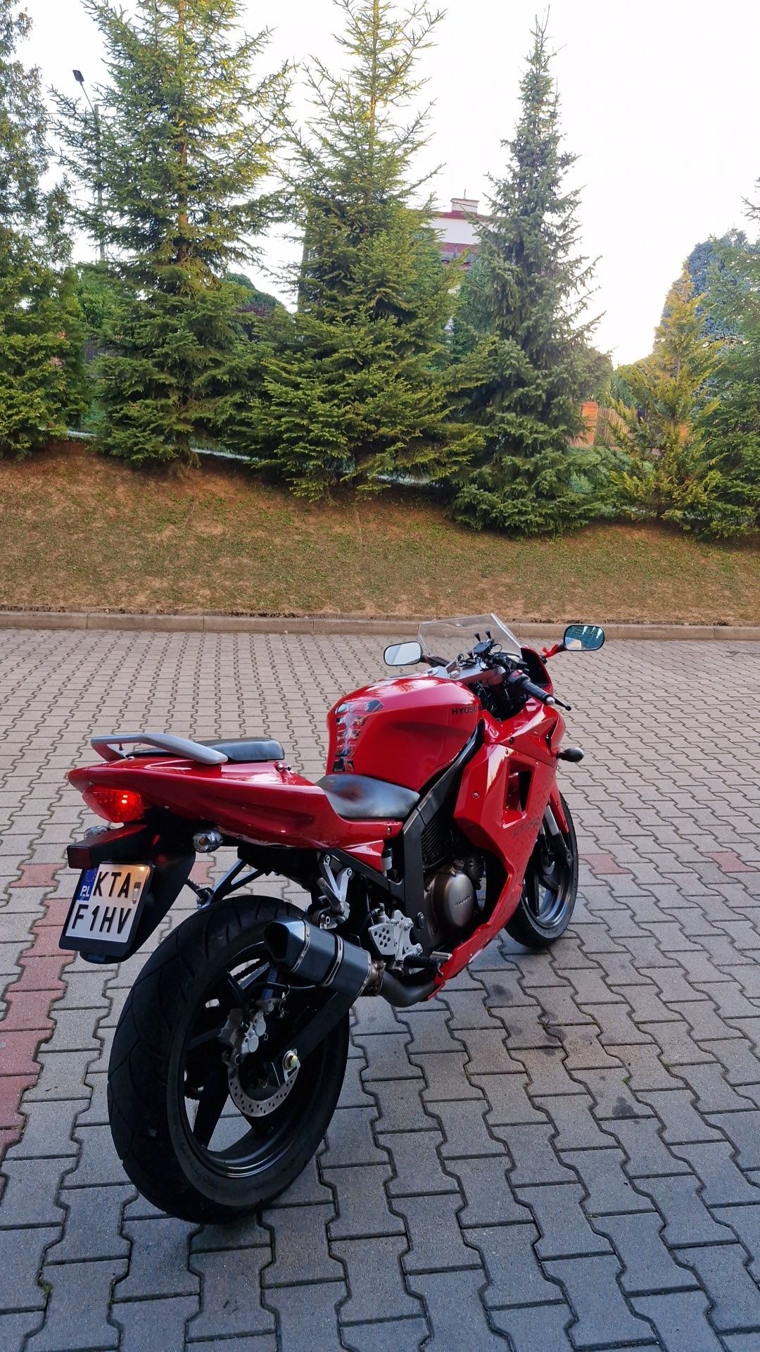 Hyosung GTR 125 V2