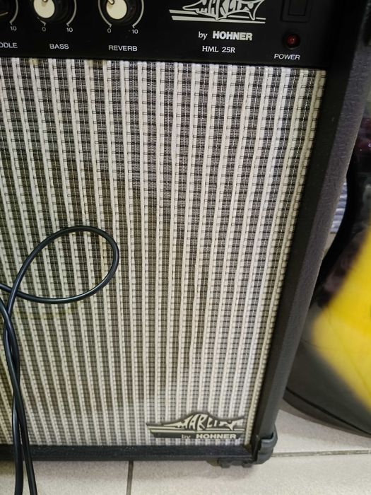 Zestaw gitara oraz wzmacniacz pięć firmy Merlin by Hohner bdb stan