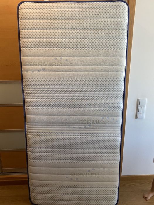 Colchao 1,90 x 90  novo