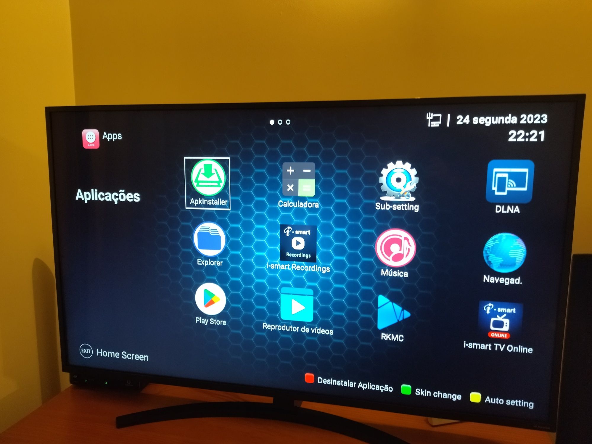 MU M3 IPTV 4K Android BOX