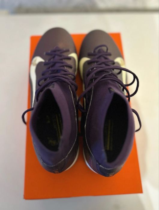 Fioletowe turfy Nike