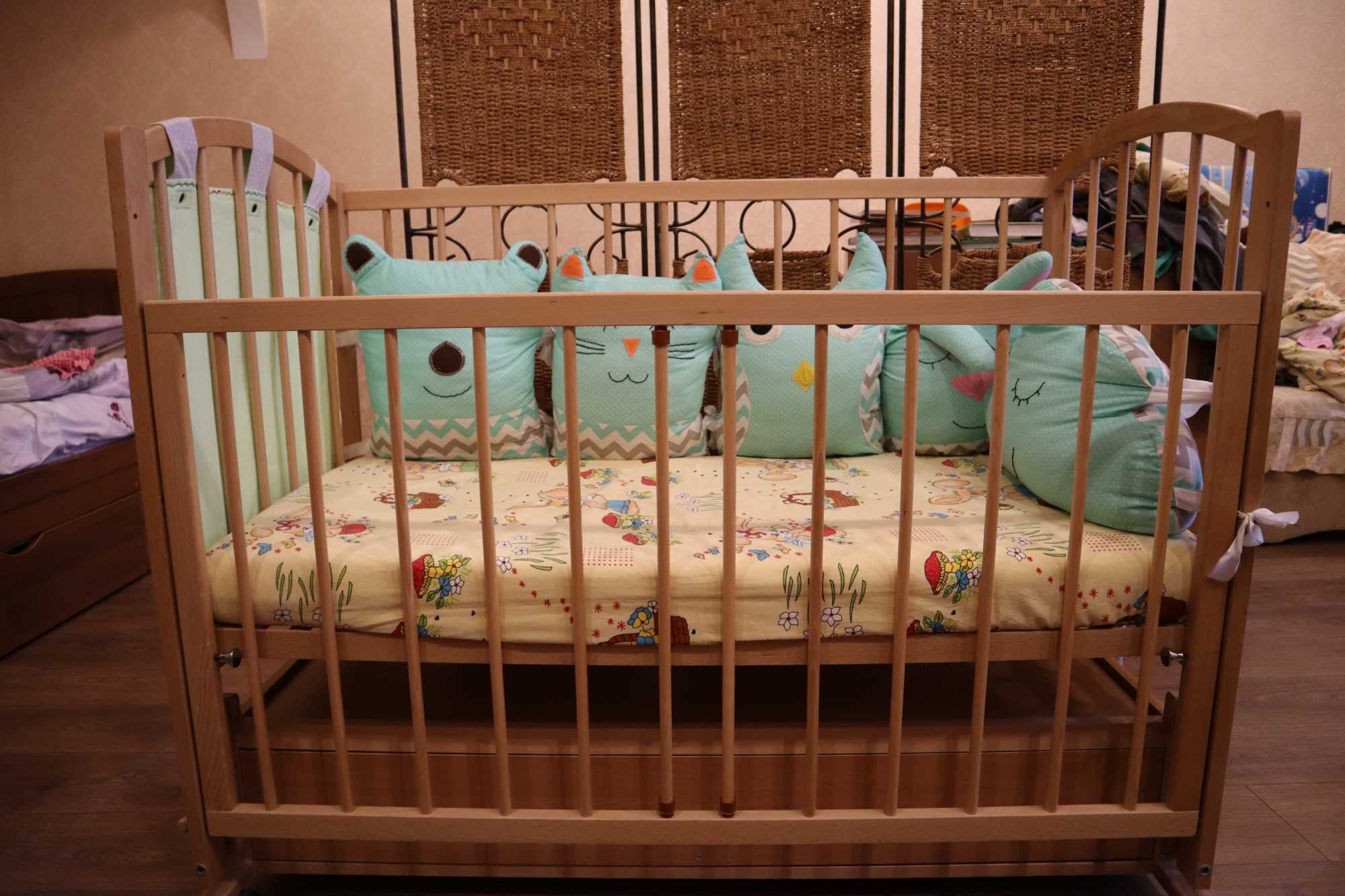 Детская кровать "Малютка" бук+матрас+в подарок наматрасник