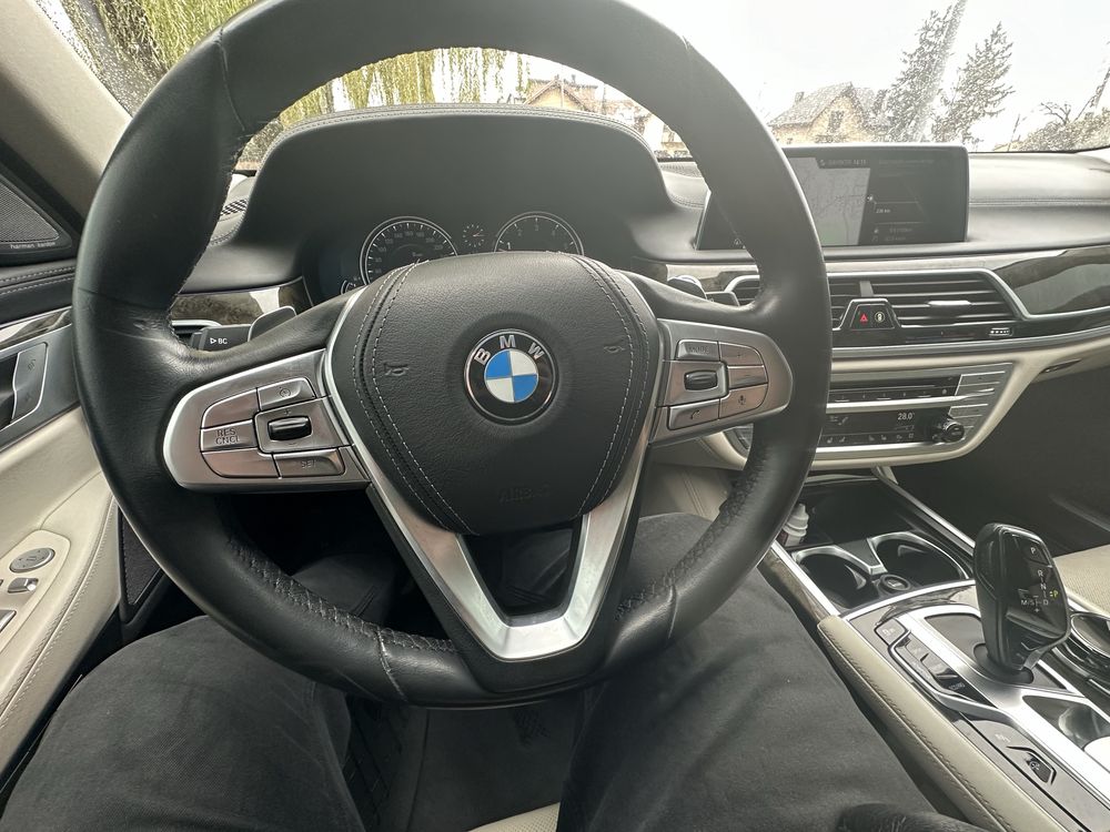 Bmw 740 g12 2018