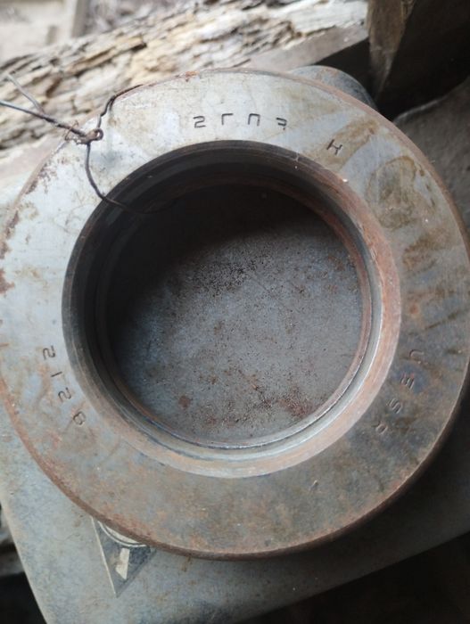 Опорный шариковый подшипник  8212 2гпзН