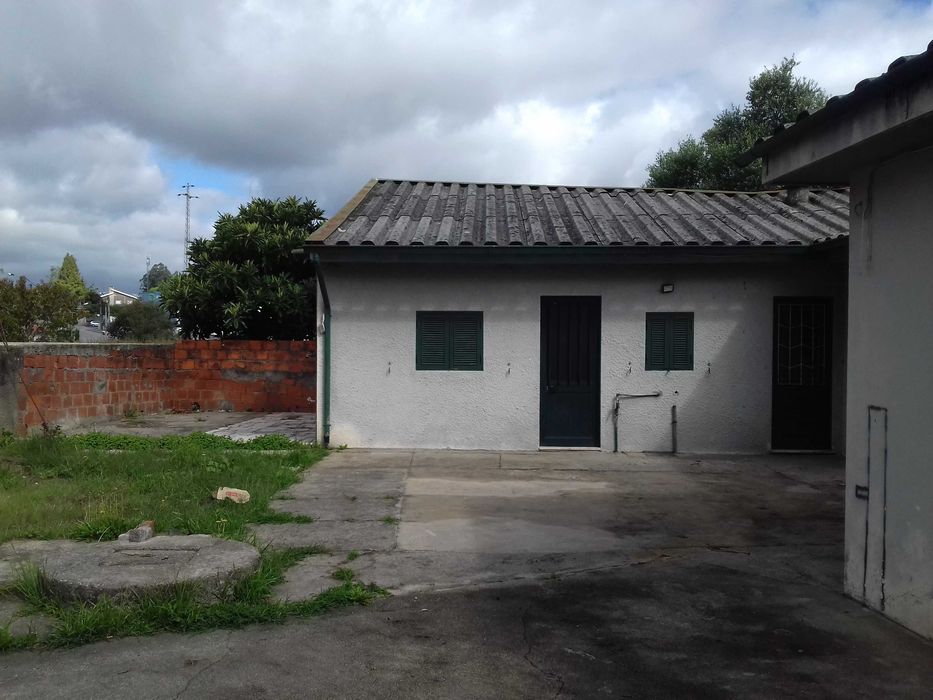 Vendo terreno (592 m2)