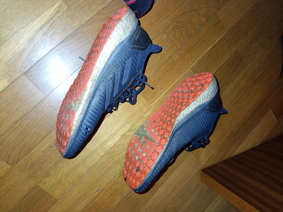 Sapatilhas 45  2.90 euros o par ou tudo por 7 euros