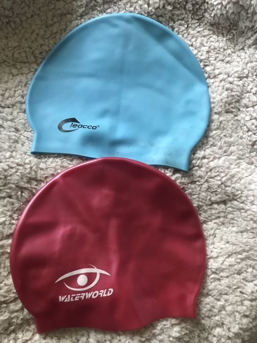 Шапочки для бассейна