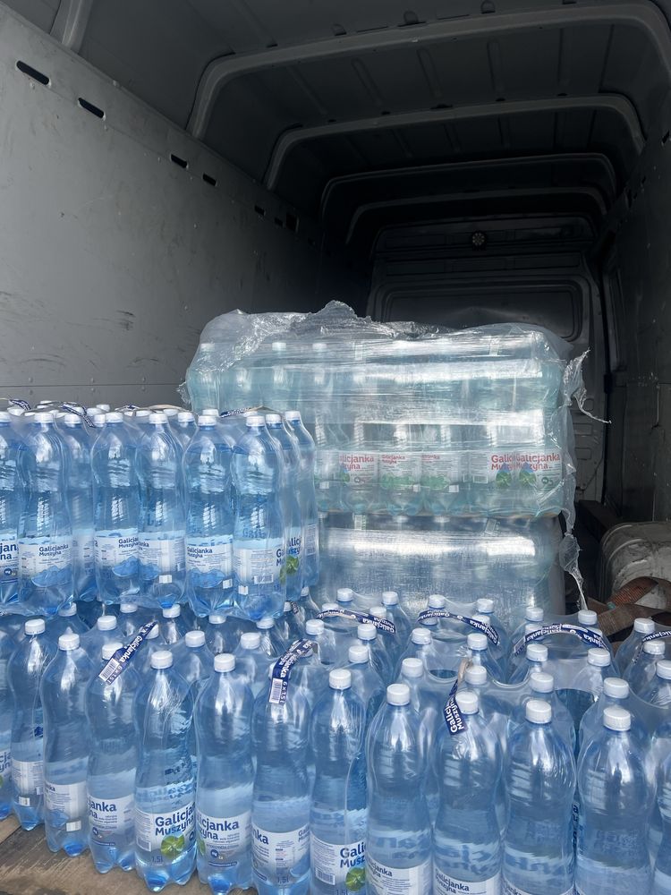 WODA MINERALNA z dostawą GRATIS pod dom/dla firm - ZOBACZ CENNIK