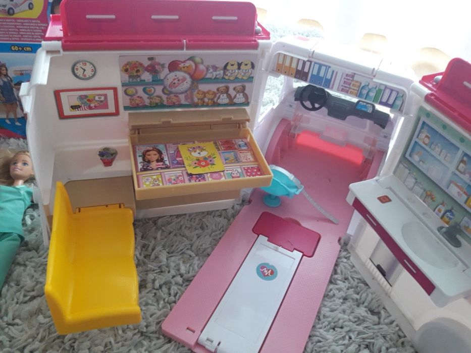 Karetka Barbie dla lalek