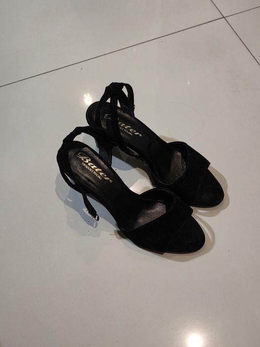 Buty na obcasie bater