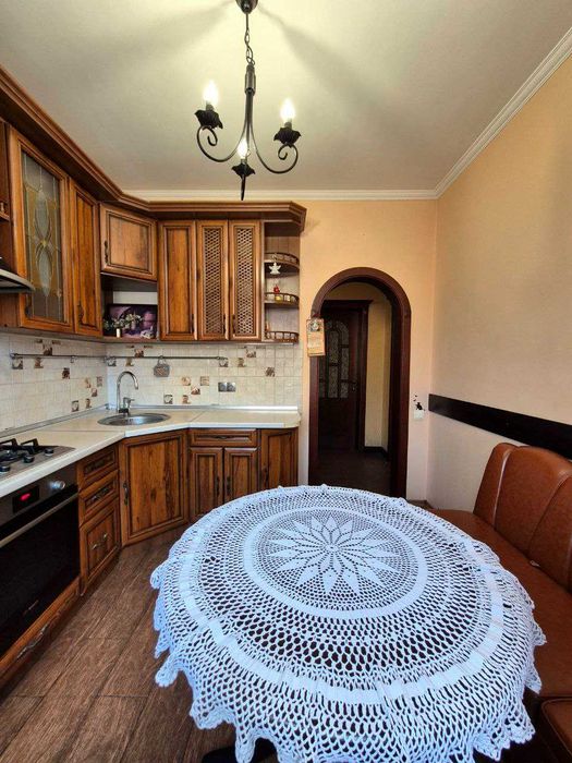 Продам будинок дуплекс з ремонтом с. Богданівка Броварський рн Бровари