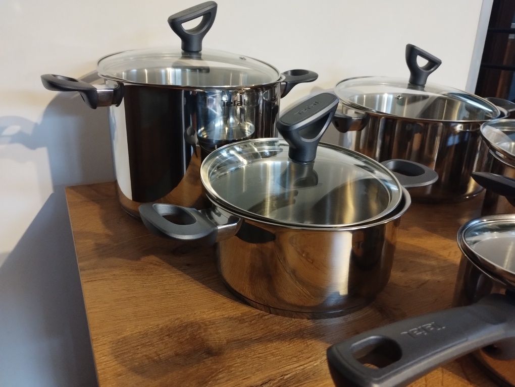 Nowy Zestaw garnków Tefal Daily Cook G712SA55 Indukcja 10 elementów.