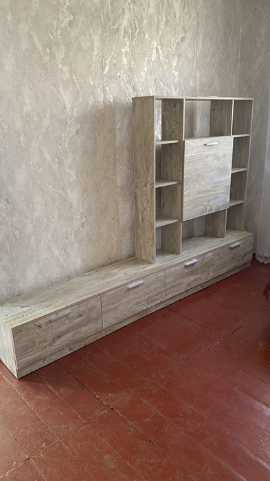 Стінка нова