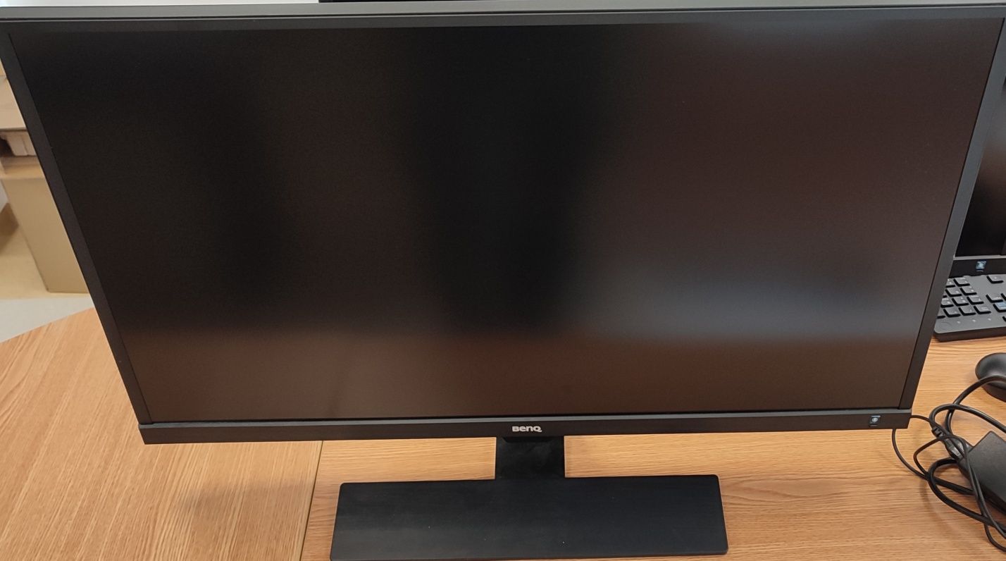 Monitor 2 szt. Model BenQ EW3270ZL (2560x1440, WQHD)