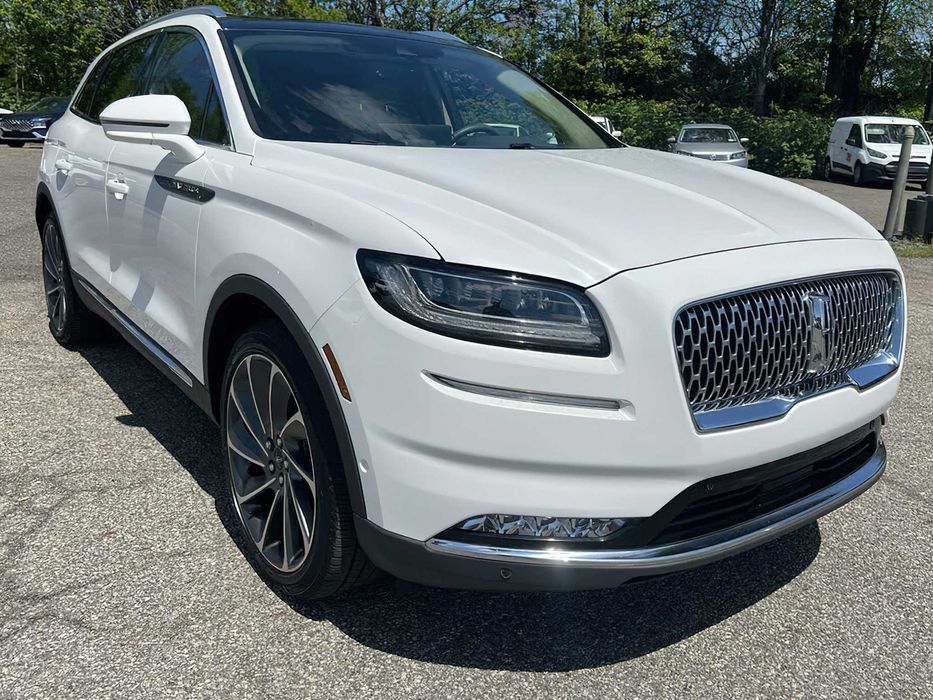 Lincoln Nautilus      2021