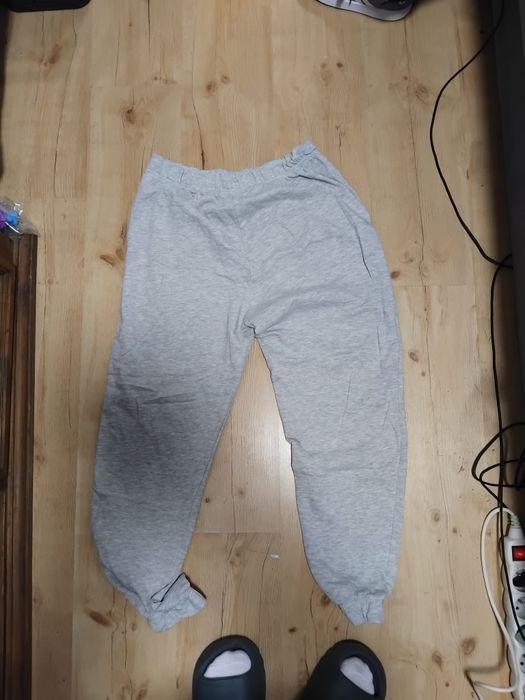 11 sztuk spodnie dresowe damskie w bardzo dobrym stanie
