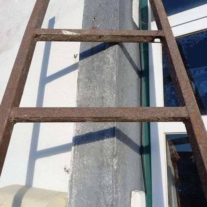 Escada  em ferro
