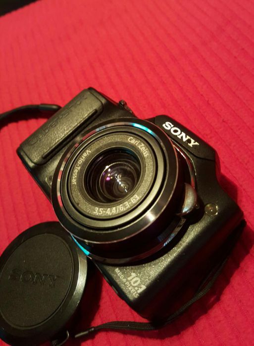 Máquina fotográfica Sony cibershot10x