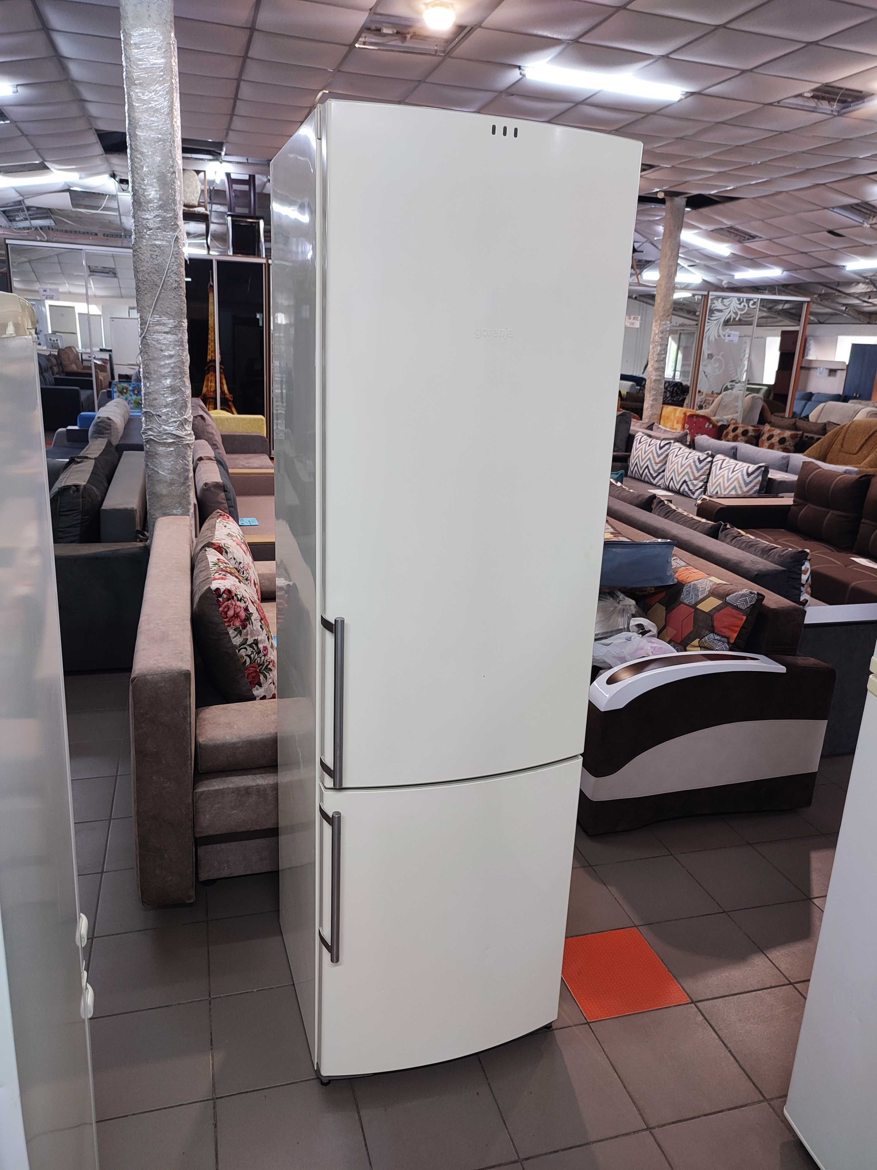 Двокамерний холодильник Gorenje RK62395DC