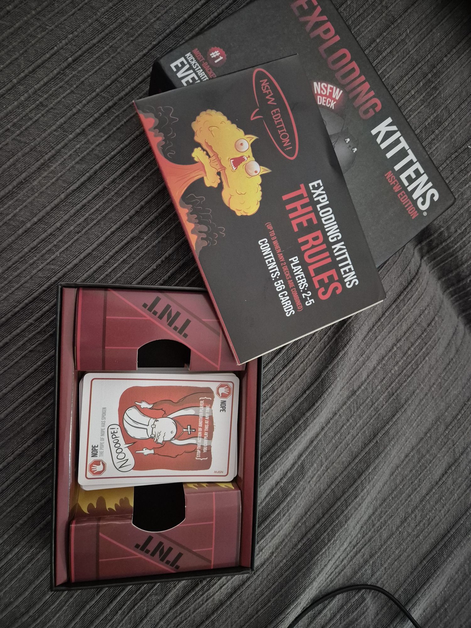 Exploding Kittens jogo de cartas