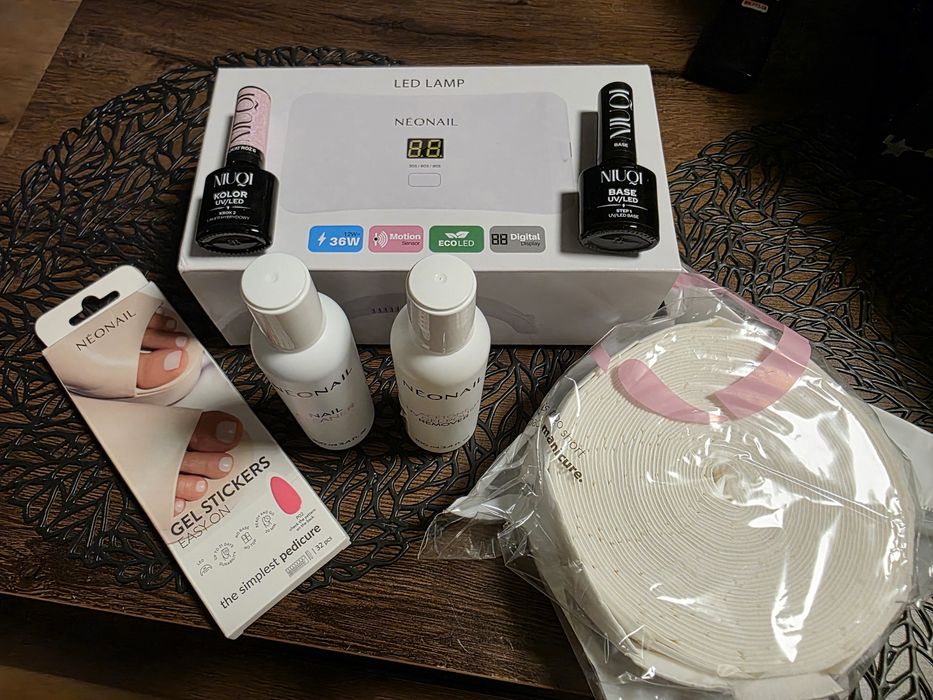 Zestaw do hybrydy lakiery lampa Neonail