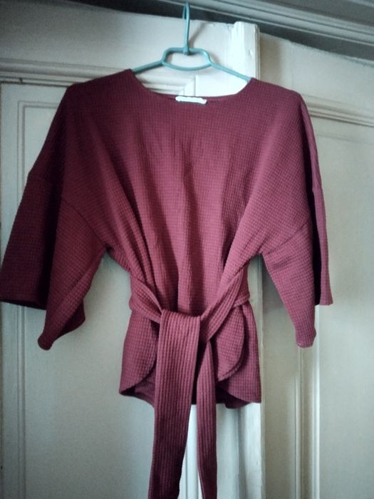 Неймовірна кофта баска, колір марсала