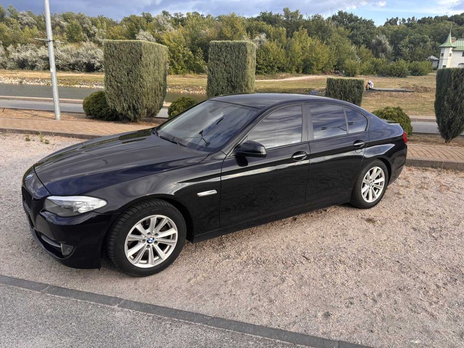 Продаж BMW 5 Series 2012