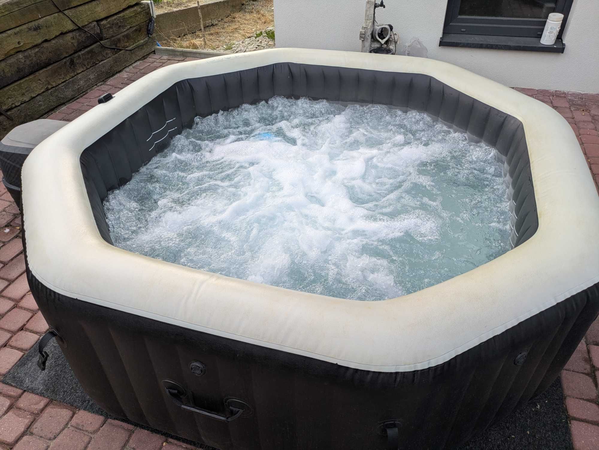 Jacuzzi  duże! 6 osób . Okazja