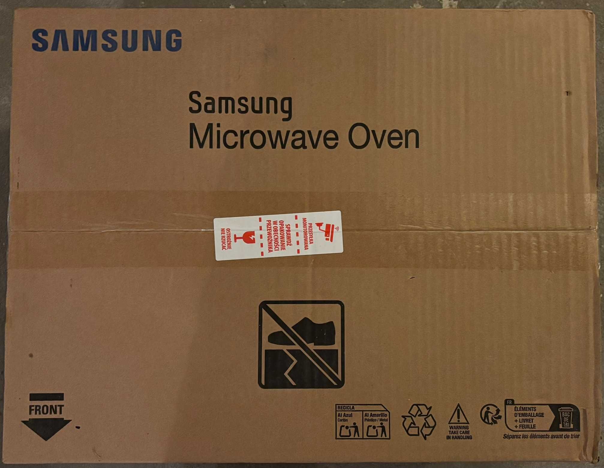 NOWA Mikrofala SAMSUNG MG23F301TAK/EO 800W