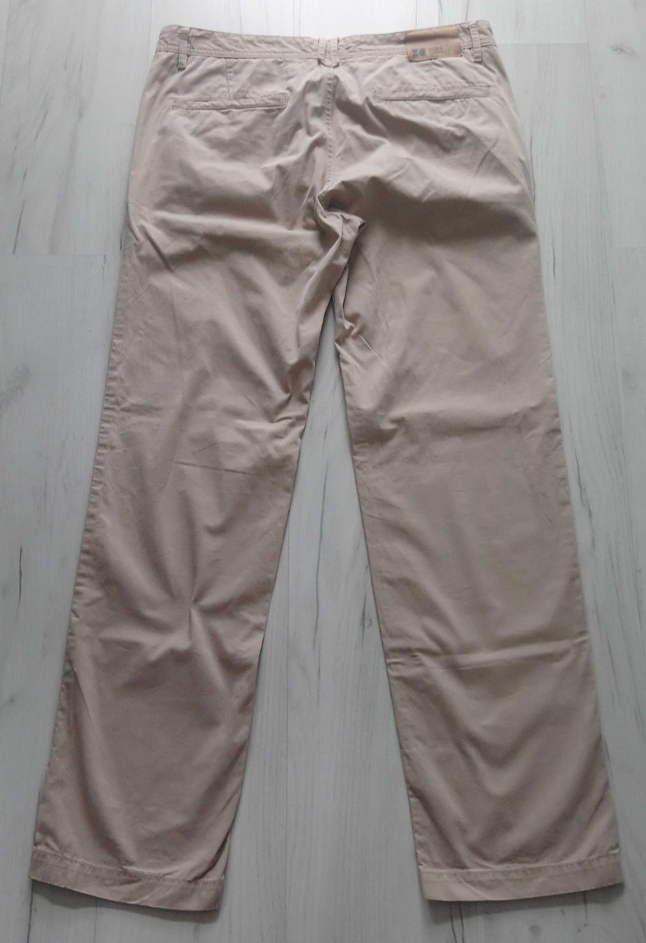 Męskie spodnie jeansowe HUGO BOSS rozmiar L jeans W34 L32