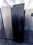 Холодильник бв Gorenje NRK6202EBXL4 чорний 200см No Frost