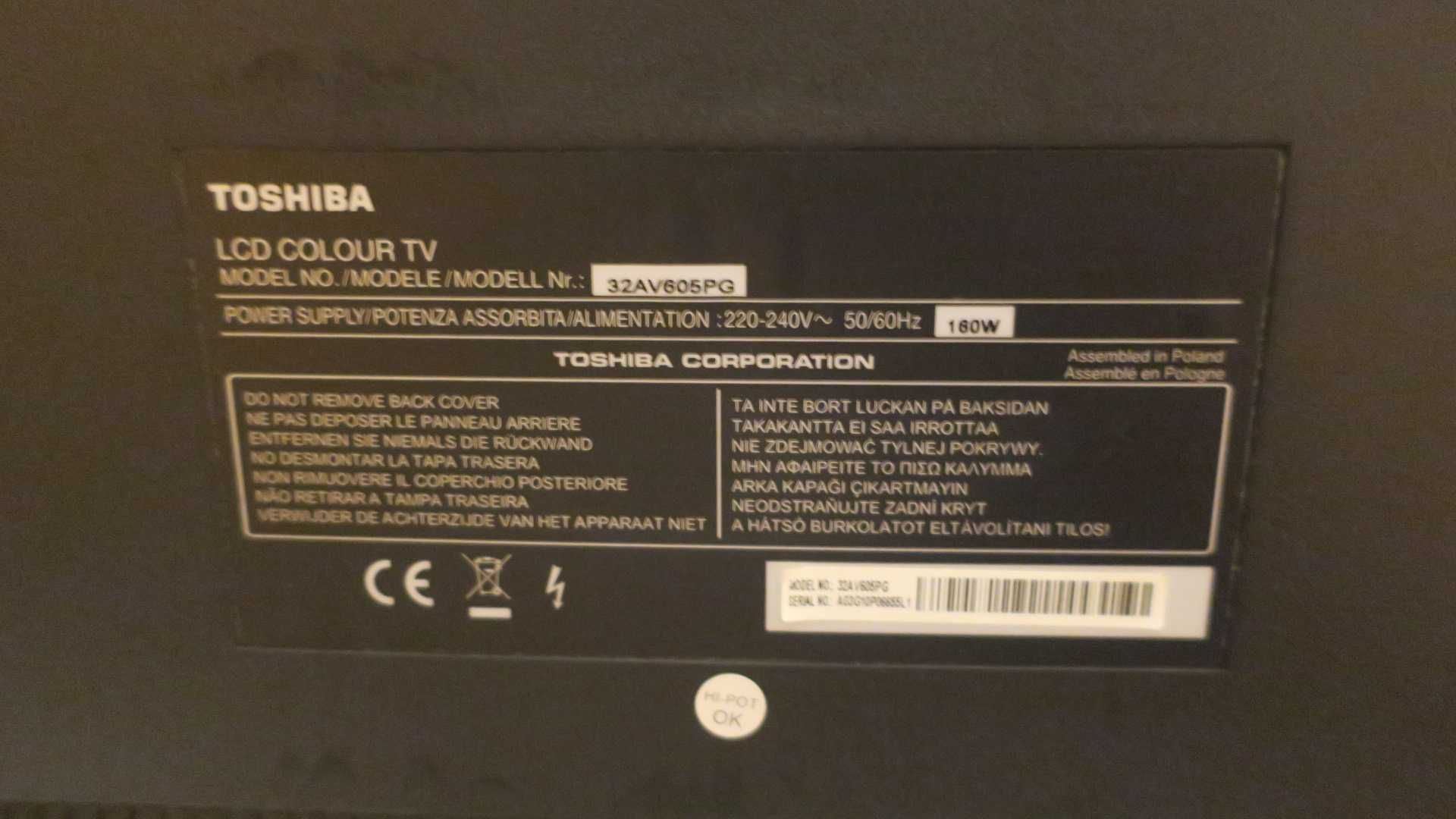 Telewizor Toshiba LCD 32 cale + pilot