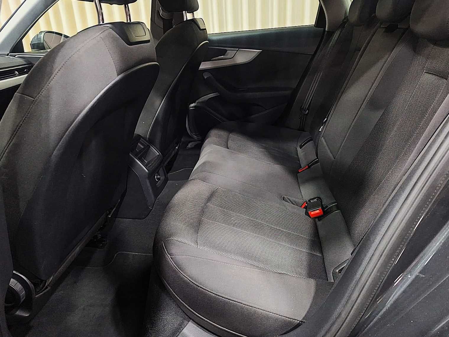 AUDI A4 AVANT 2.0 35 TDi S tronic
