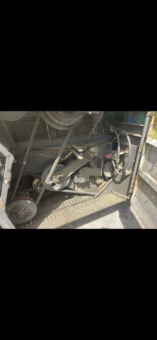 Kombajn claas dominator 208 mega części osłona podajnika