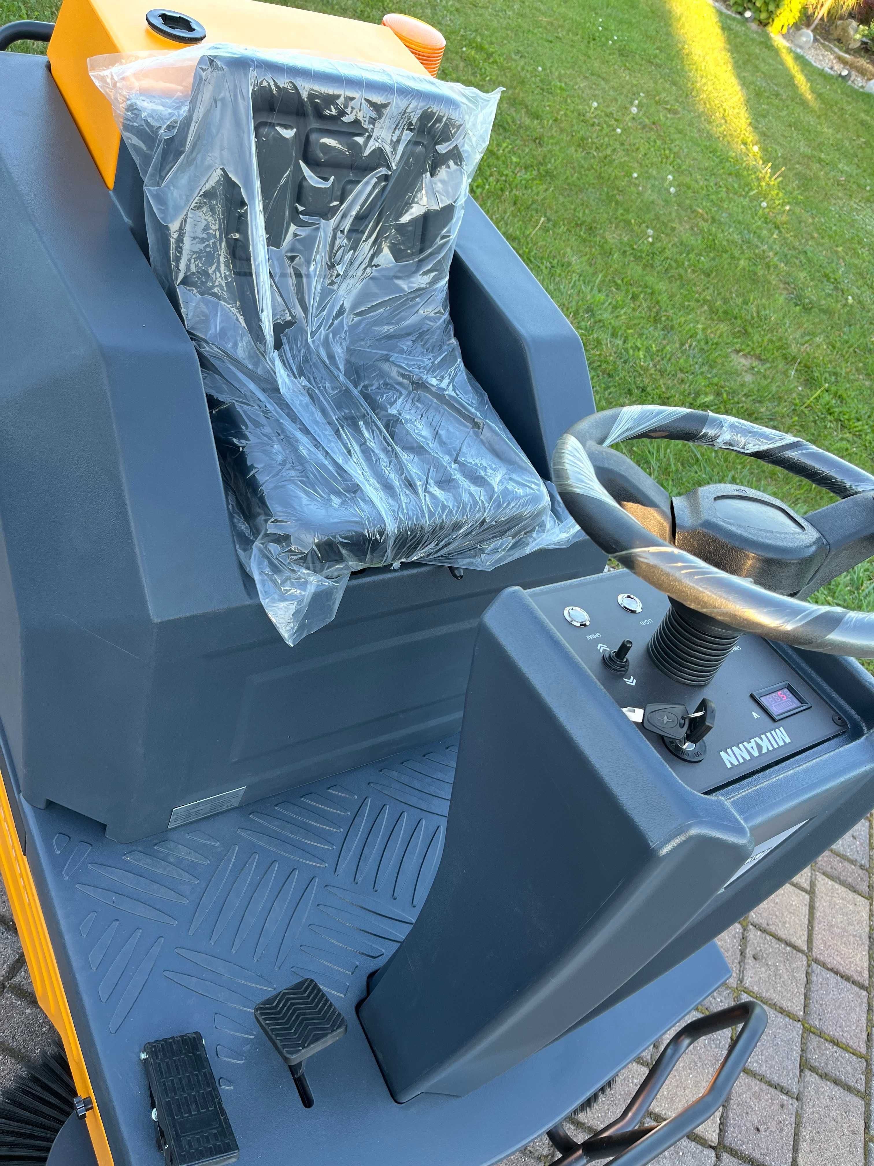 Zamiatarka Samojezdna, Mikann ME125,Karcher, Hako Japan Trak, RATY 0%
