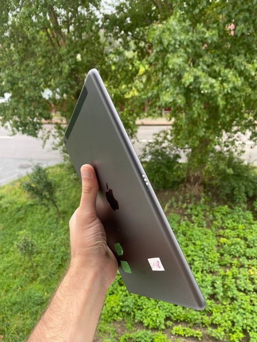 Планшет iPad 7th 32GB А2198