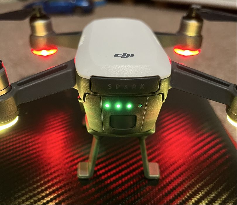 Dron Dji SPARK duży zestaw idealny na początek