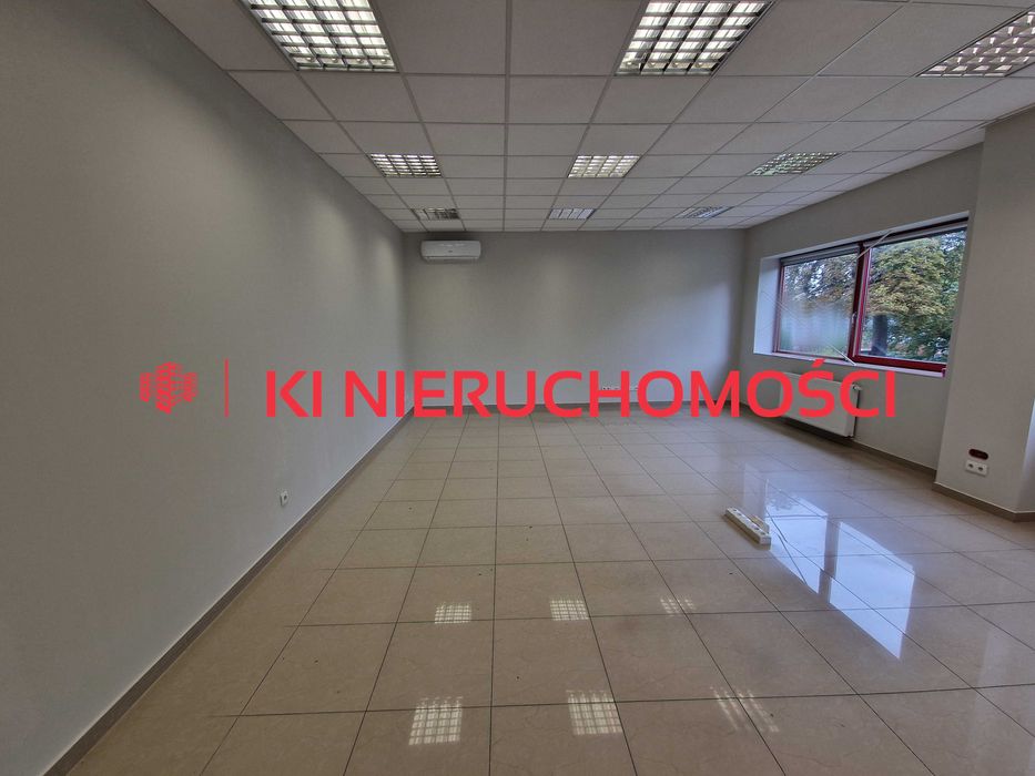 Nowoczesny magazyn z biurem I poziom 0 I doki I rampa I plac