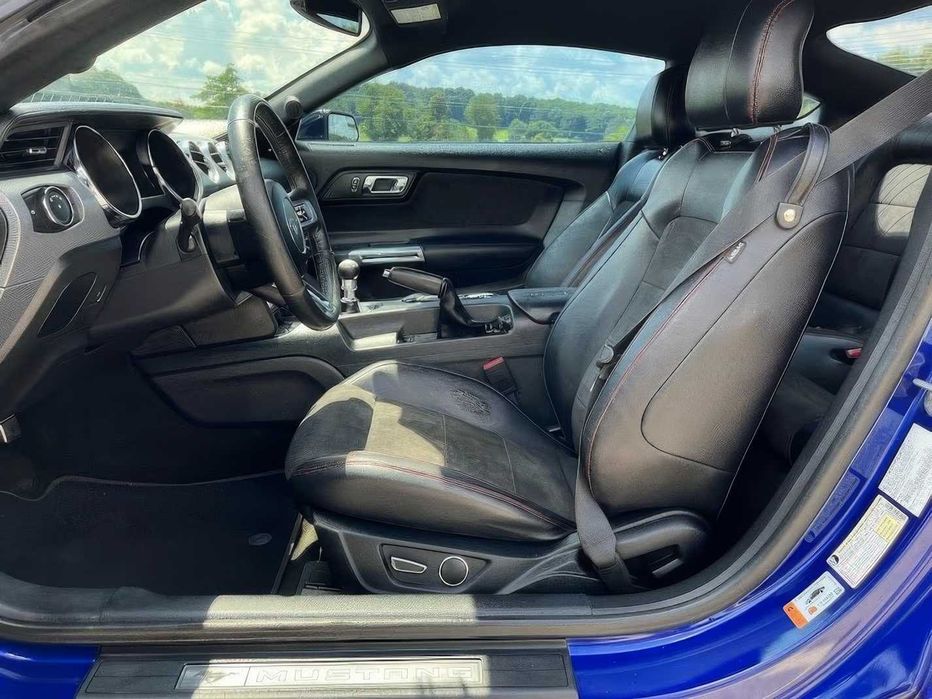 Ford Mustang GT Premium      2016