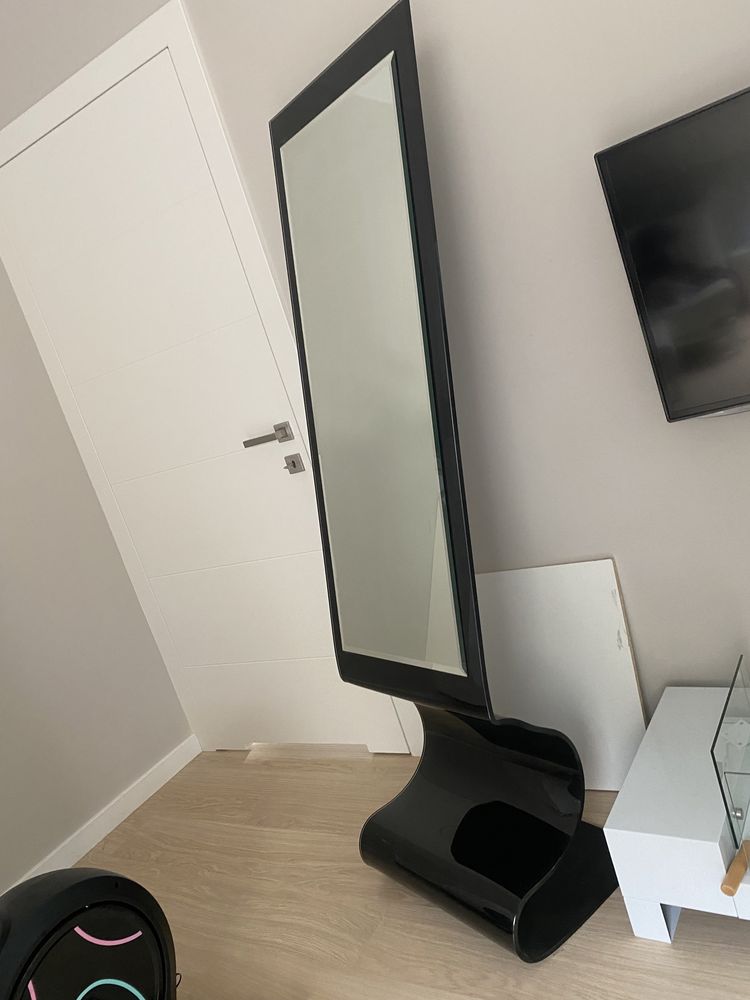 Lustro stojące INNOVATION czarne 176cm szkło czarne gięte lux glamour