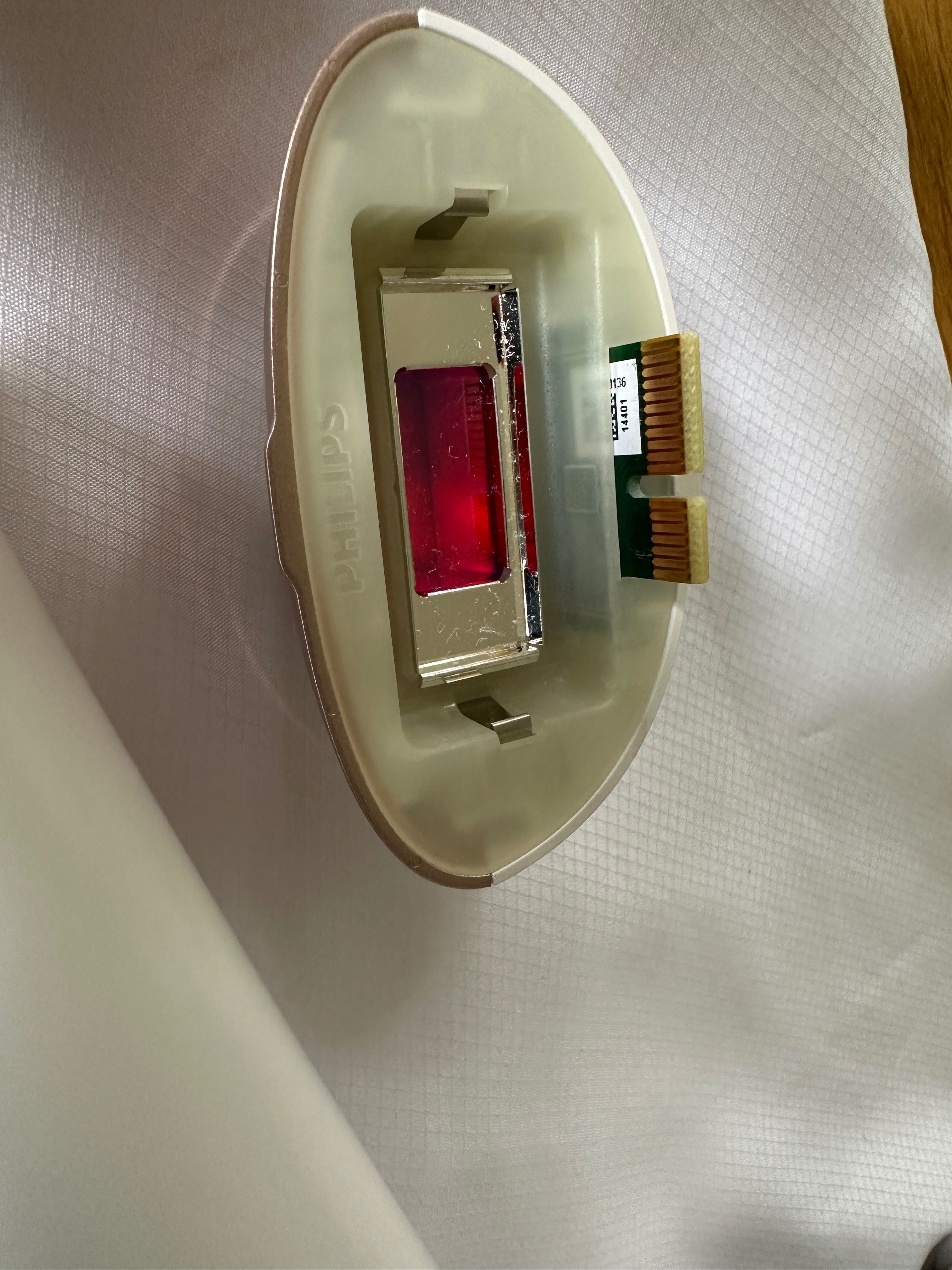 Urządzenie do depilacji światłem PHILIPS LUMENA SC1997/00