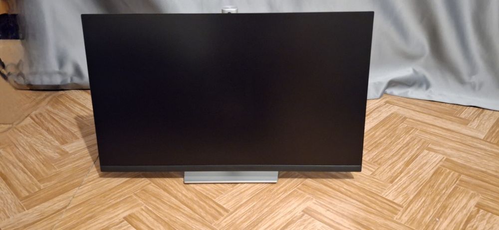 Продам монітор Dell P2722H