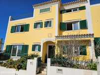 Moradia a 2 minutos de Caldas da Rainha, T3+1, 3 suites, 4 casas de ba
