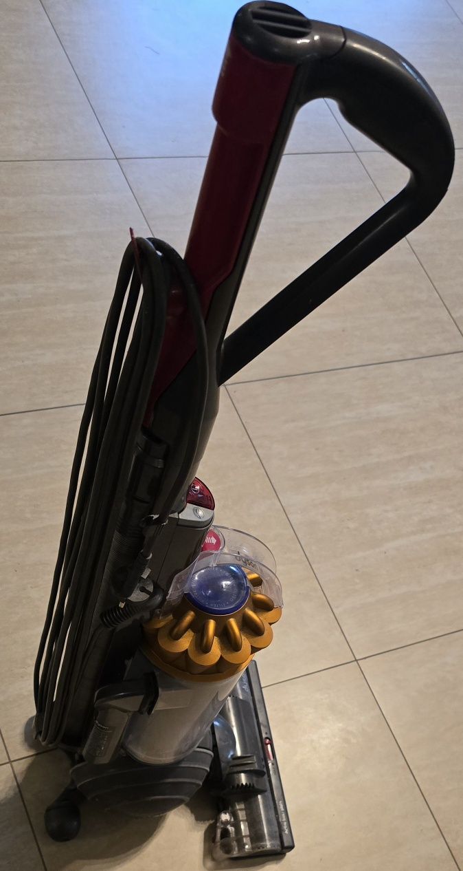 Odkurzacz bezworkowy Dyson