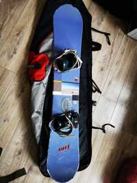 Deska snowboardowa Factory 155 z wiązaniami butami r.43 Ostrowiec Św.